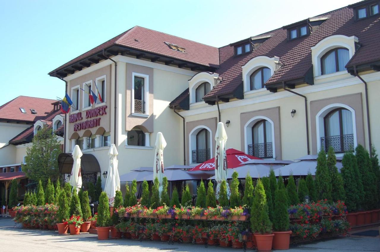 Hanul Domnesc Braşov Buitenkant foto